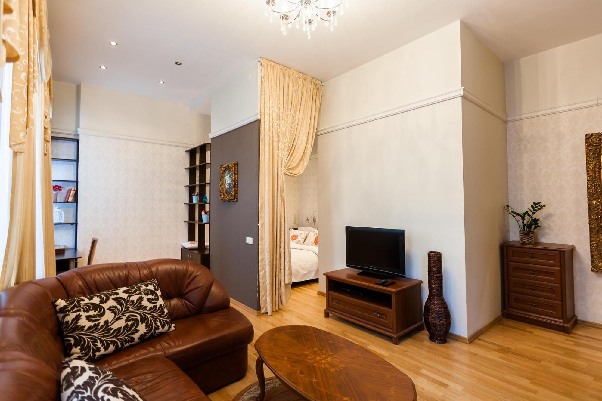 Apartment 2 X Free Parking X Self Check-in 24h By H&h